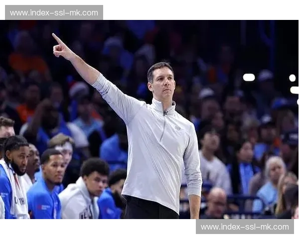 文班亚马赛后谈三杀雷霆：团队信任是胜利基石